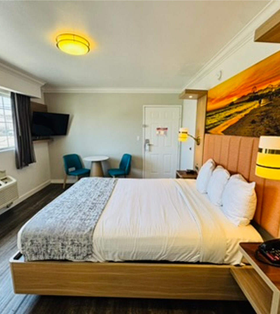 ENJOY A RELAXING STAY IN WITH OUR SPACIOUS GUESTROOMS