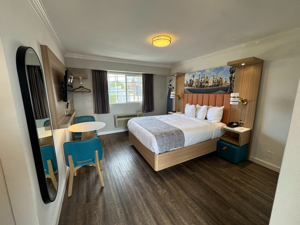 Deluxe Queen Room-Deluxe Family Room
