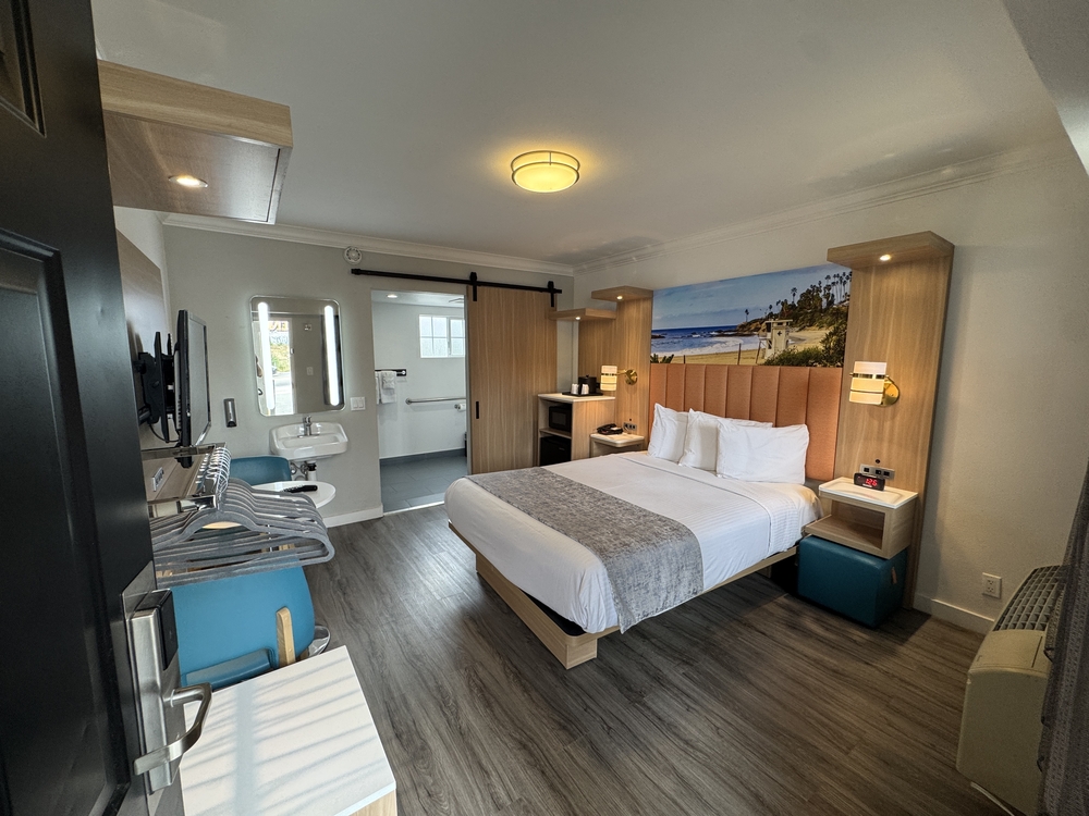 ADA Accessible Queen Room