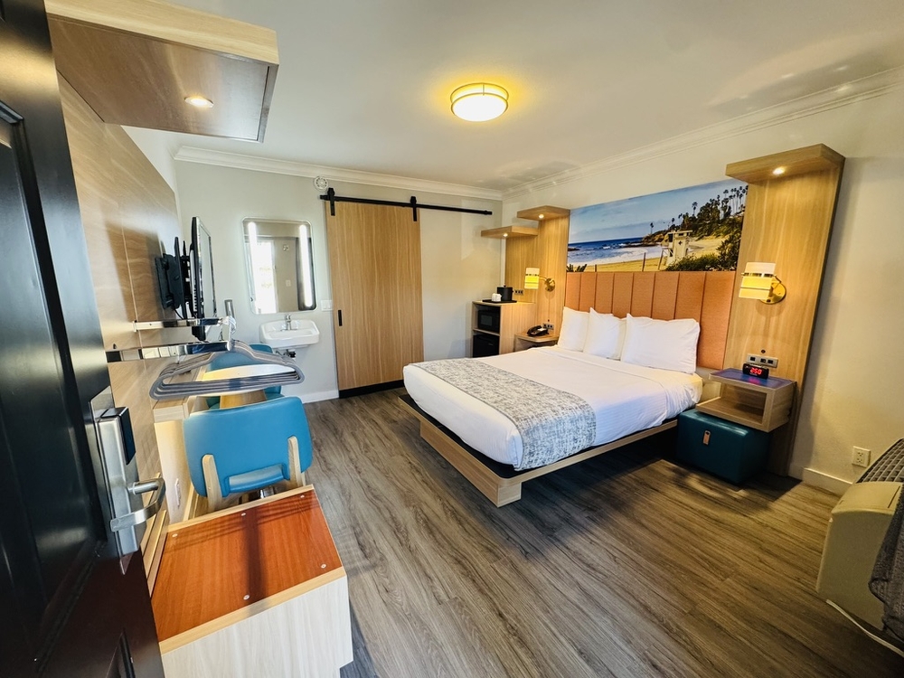 ADA Accessible Queen Room ADA Accessible Queen Room